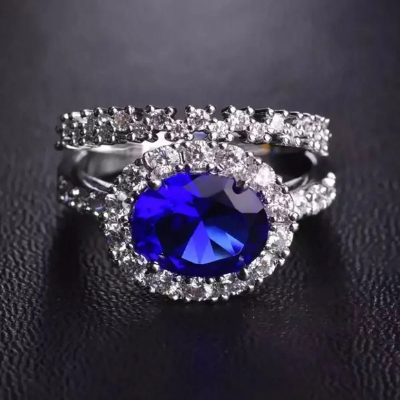 VQ Double Ring - Picture 1 of 3